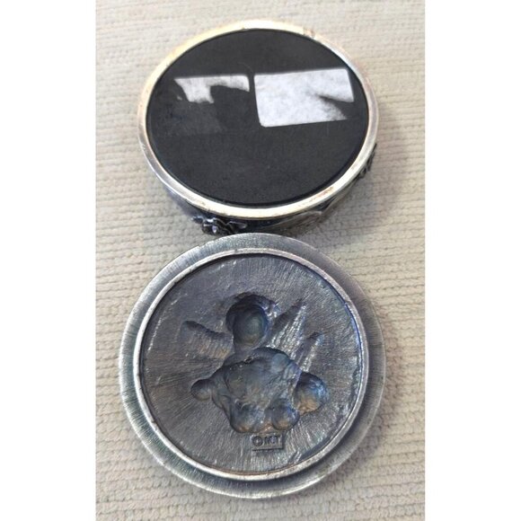 Vintage M.T.  Pewter Cherub Angel Trinket Box With Roses & Red Velvet Lining - Picture 7 of 10